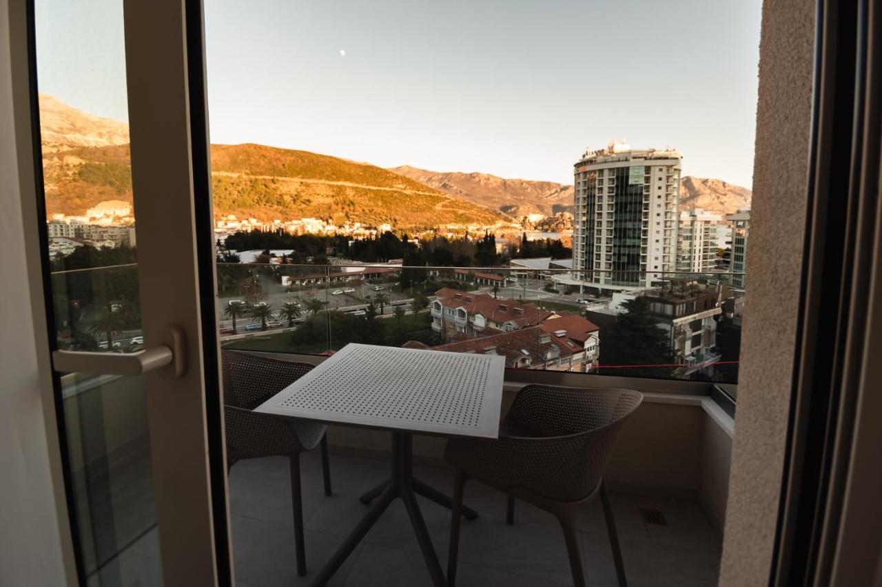 Montesun Boka Apartments Budva Eksteriør billede