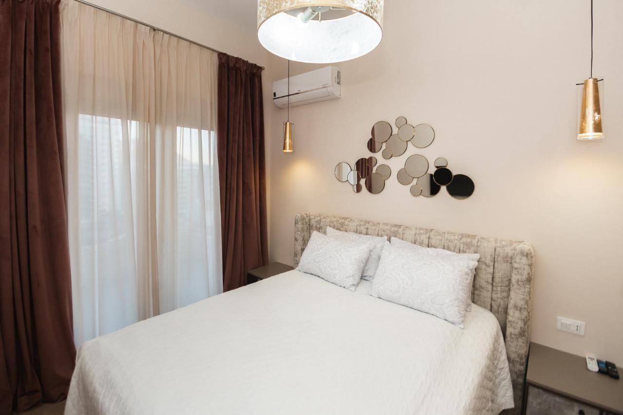 Montesun Boka Apartments Budva Eksteriør billede