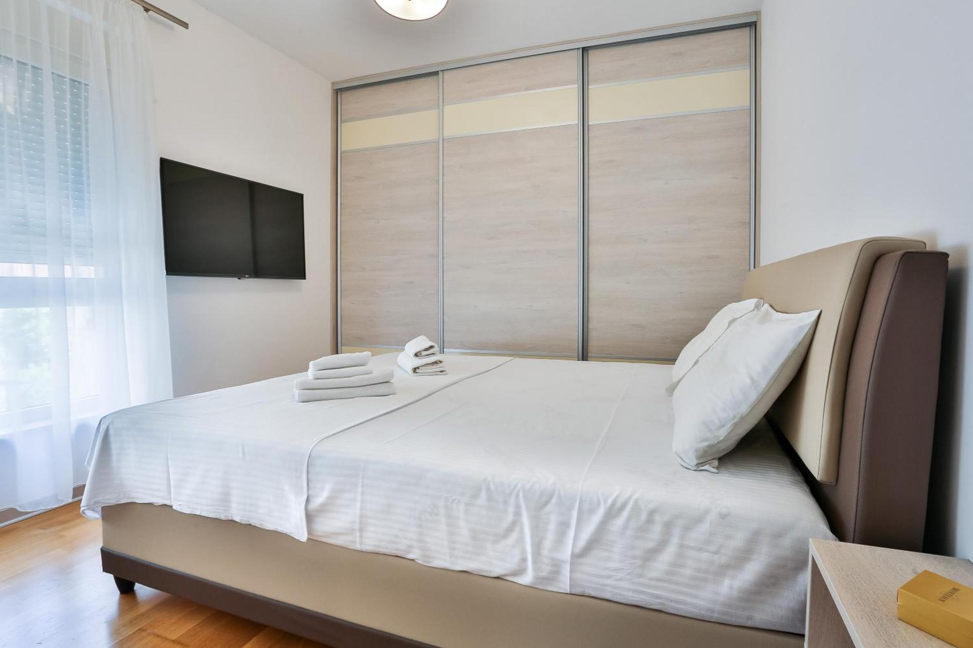 Montesun Boka Apartments Budva Eksteriør billede